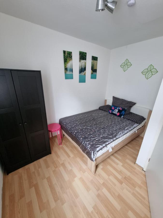 Monteurwohnung App 5 * Pirmasens